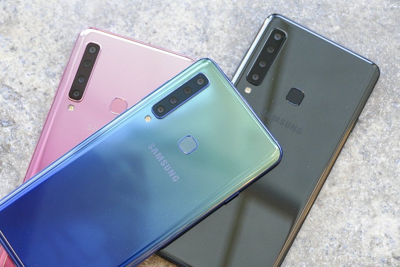 Флагманский смартфон Samsung обновлённой линейки Galaxy A получит 128 ГБ флэш-памяти