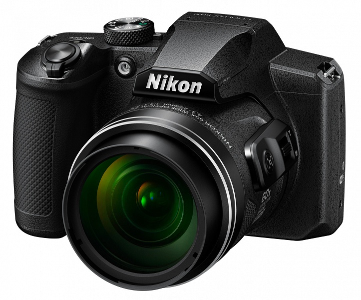 Камера Nikon Coolpix B600 оснащена объективом с 60-кратным зумом