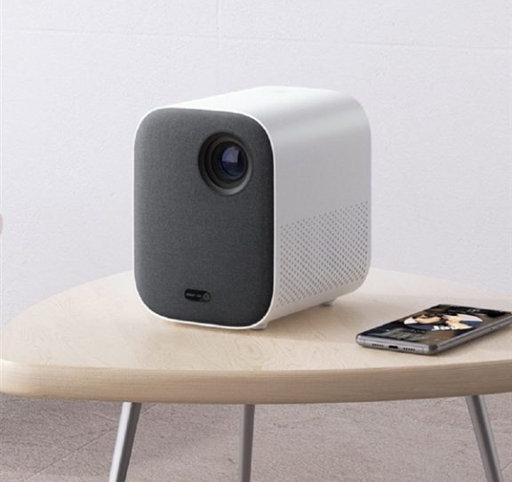 Проектор Xiaomi Mi Home Projector Youth Version доступен по цене 370 долларов