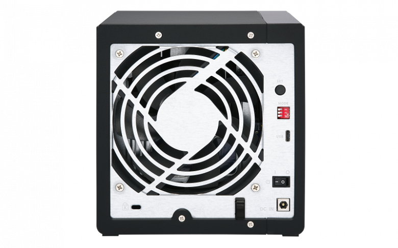 QNAP TR-004 позволяет расширить массив RAID на четыре накопителя - 3 QNAP TR-004 позволяет расширить массив RAID на четыре накопителя