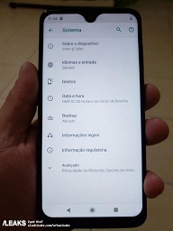 Смартфон Moto G7 Plus позирует на живых фото, в его камере реализована система оптический стабилизации