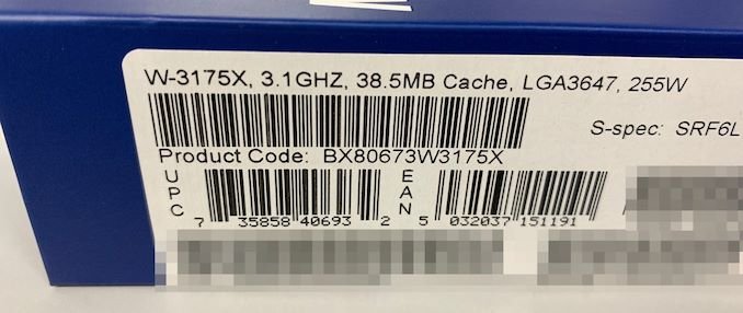 28-ядерный процессор Intel Xeon W-3175X поступил в розничную продажу по цене $3880, но использовать его энтузиастам нет никакой возможности