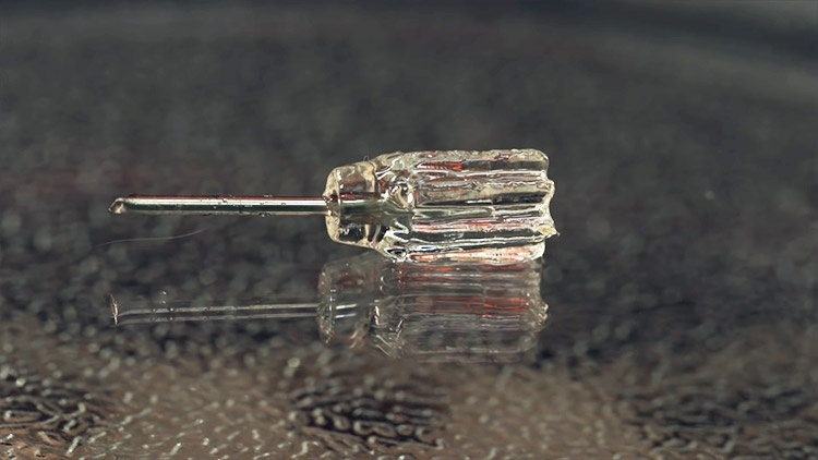 Новый метод 3D-печати изготавливает модель целиком, а не послойно Новый метод 3D-печати изготавливает модель целиком, а не послойно