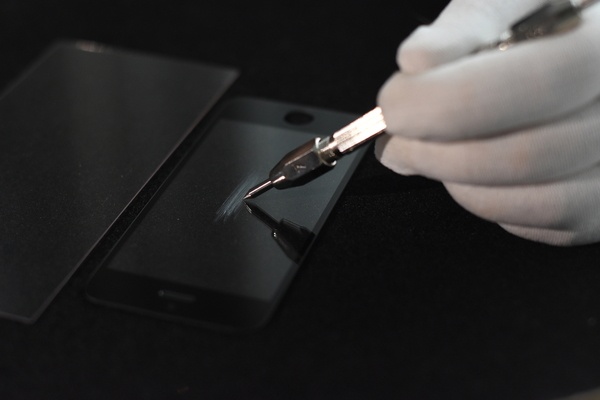 Российские учёные разрабатывают ситалл (небьющееся стекло) для смартфонов LG - 2