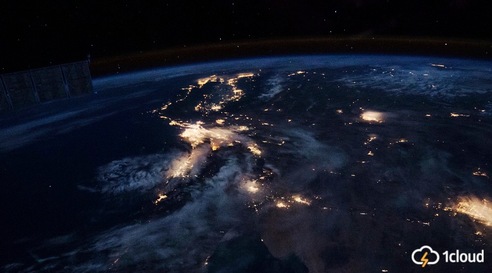 Зачем хранить данные на орбите - 1