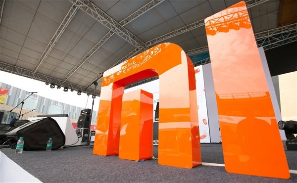 Глава Xiaomi объяснил, почему новый флагман Mi 9 назван «боевым ангелом»