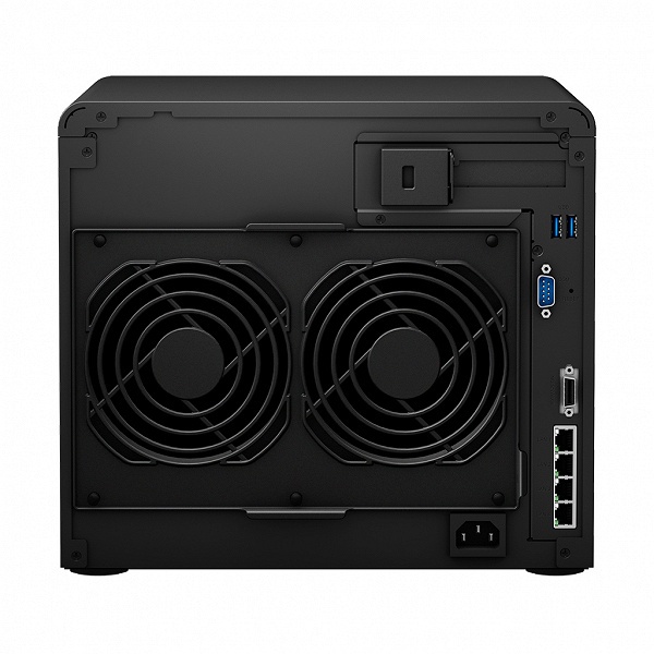 Офисный NAS-сервер Synology DiskStation DS2419+ располагает 12 отсеками для накопителей