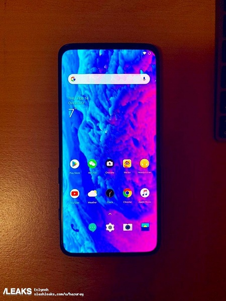 «Живое» фото демонстрирует перевёрнутый смартфон OnePlus 7 - 1 «Живое» фото демонстрирует перевёрнутый смартфон OnePlus 7