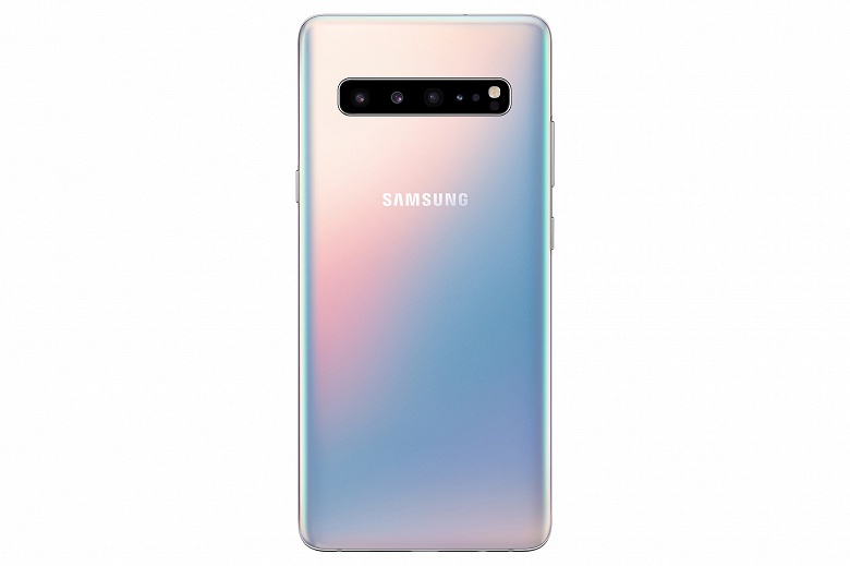 Больше, чем просто флагман. Galaxy S10 5G стал первым смартфоном Samsung для сетей 5G