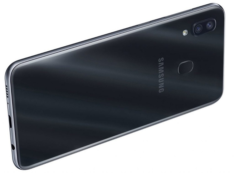 Samsung Galaxy A30 и A50: смартфоны с 6,4″ экраном Full HD+ Infinity-U