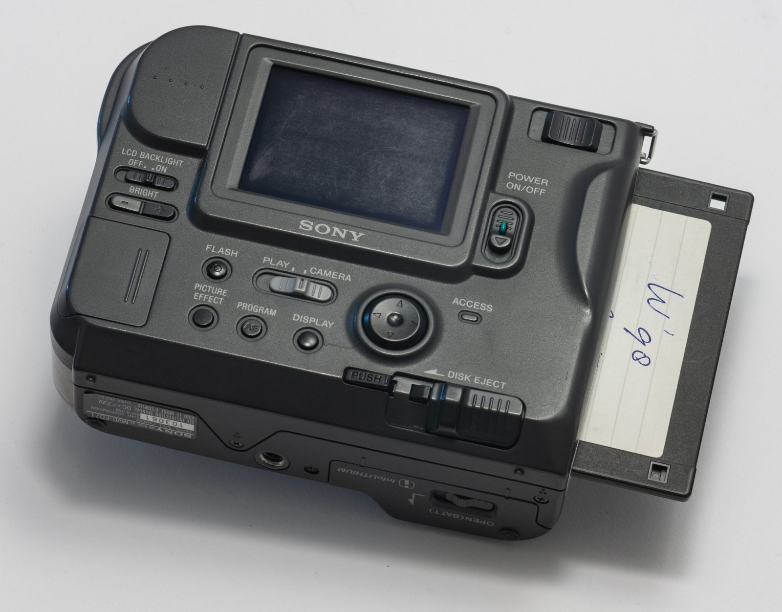 Древности: двадцатилетняя фотокамера на дискетах - 7