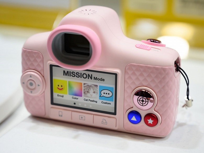 Компания Canon показала на CP+ концептуальную фотокамеру - 2 Компания Canon показала на CP+ концептуальную фотокамеру