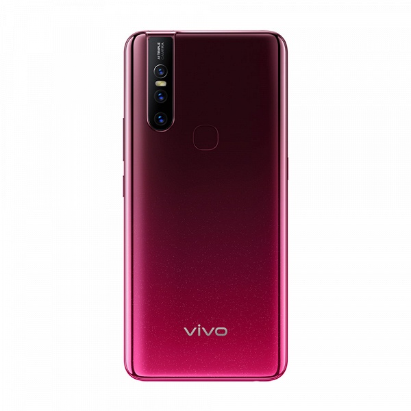 Смартфон Vivo V15 &mdash; когда младшая модель в чём-то даже лучше старшей
