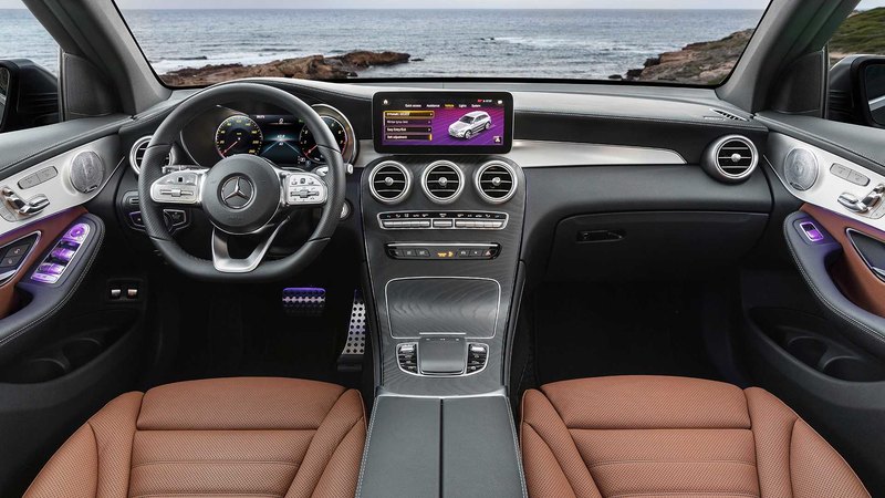 Mercedes-Benz обновил кроссовер GLC