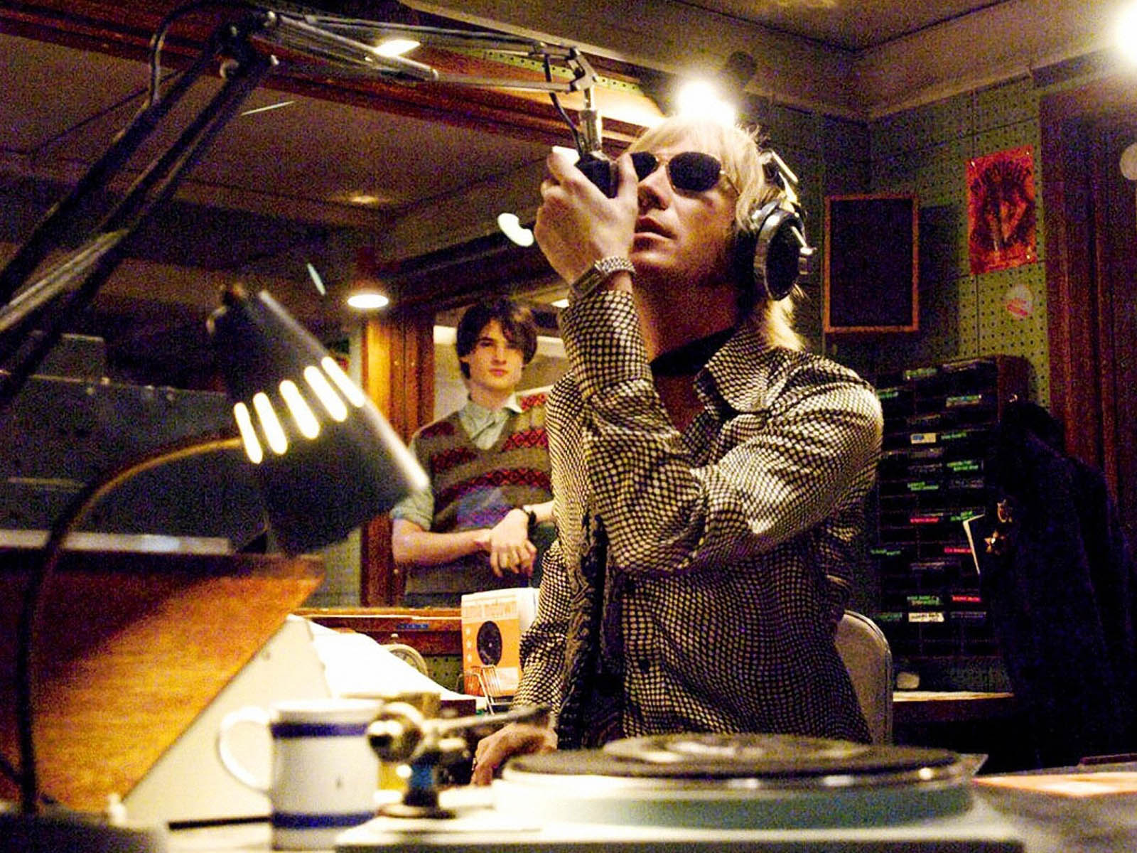 Актуальны ли пиратские FM радиостанции в наши дни? - 1 Кадр из К/Ф Рок Волна