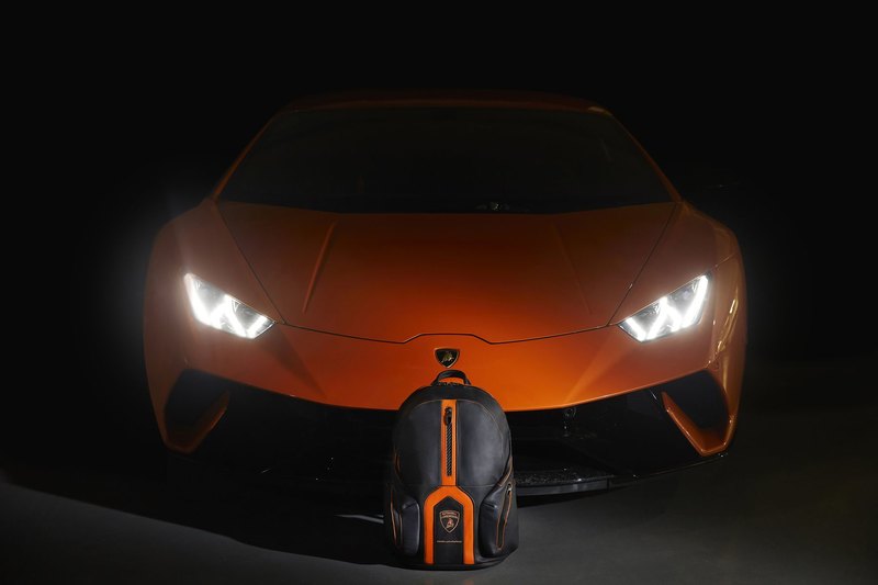 Piquadro повесит Lamborghini на спину