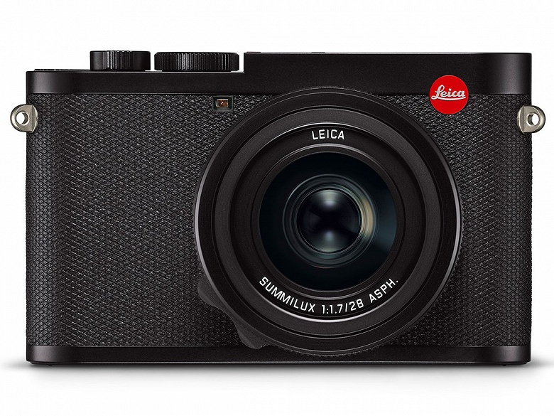 Начались продажи полнокадровой компактной камеры Leica Q2