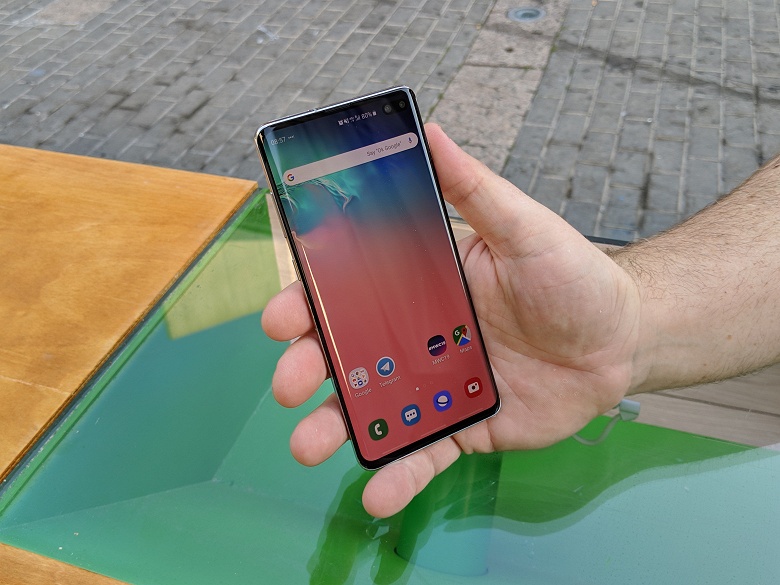 Полный провал. Функция распознавания лиц в Samsung Galaxy S10 оказалась нерабочей - 1 Полный провал. Функция распознавания лиц в Samsung Galaxy S10 оказалась нерабочей