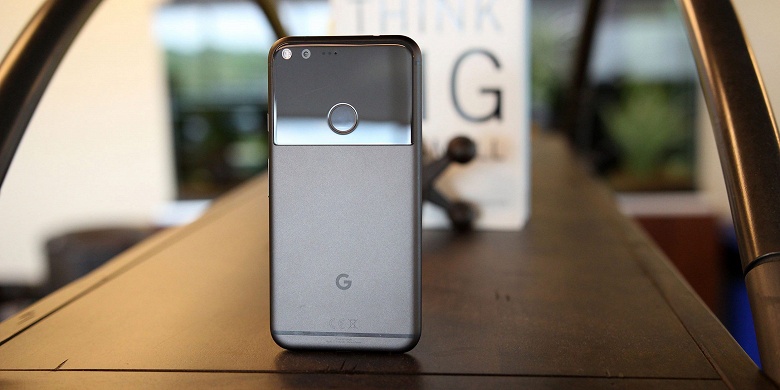 «По многочисленным просьбам». Смартфоны Google Pixel и Pixel XL первого поколения тоже получат Android Q 