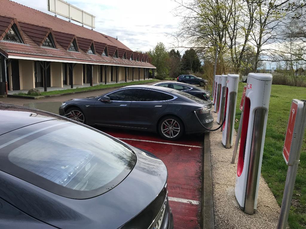 Год с Теслой - 2