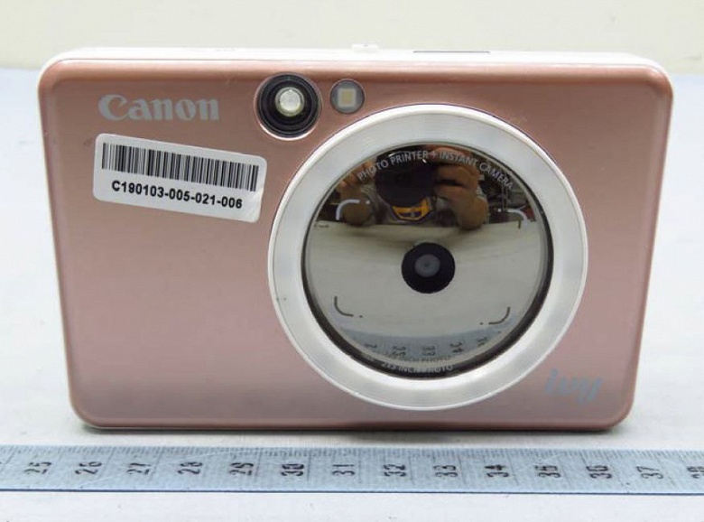 Появились первые изображения и технические данные камеры Canon ZV-123 — радикальной новинки японского производителя