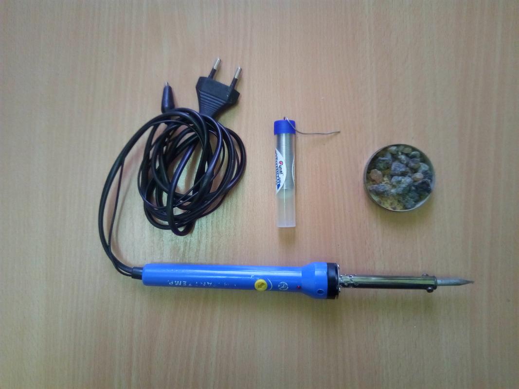 Soldering iron