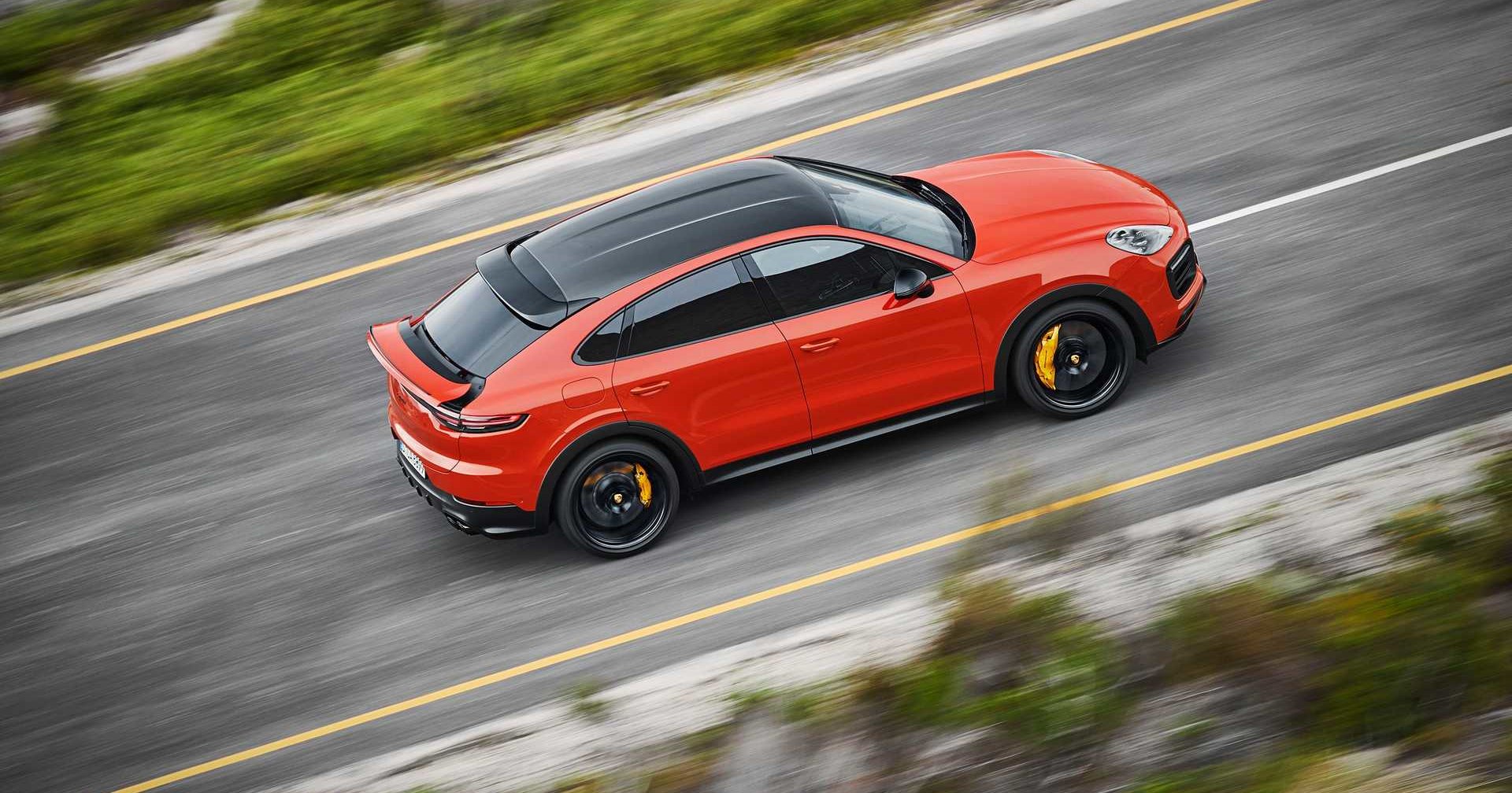 Porsche показала долгожданный Cayenne Coupe Porsche показала долгожданный Cayenne Coupe
