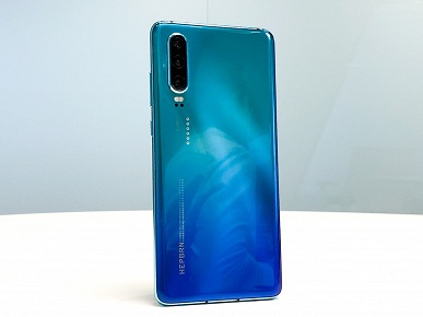 Флагманские смартфоны Huawei P30 и P30 Pro представлены официально