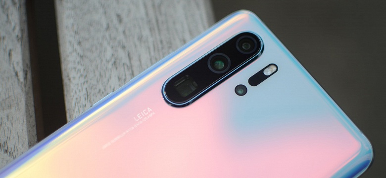 Huawei P30 заказали в 10 раз больше человек, чем Huawei P20 - 2 Huawei P30 заказали в 10 раз больше человек, чем Huawei P20