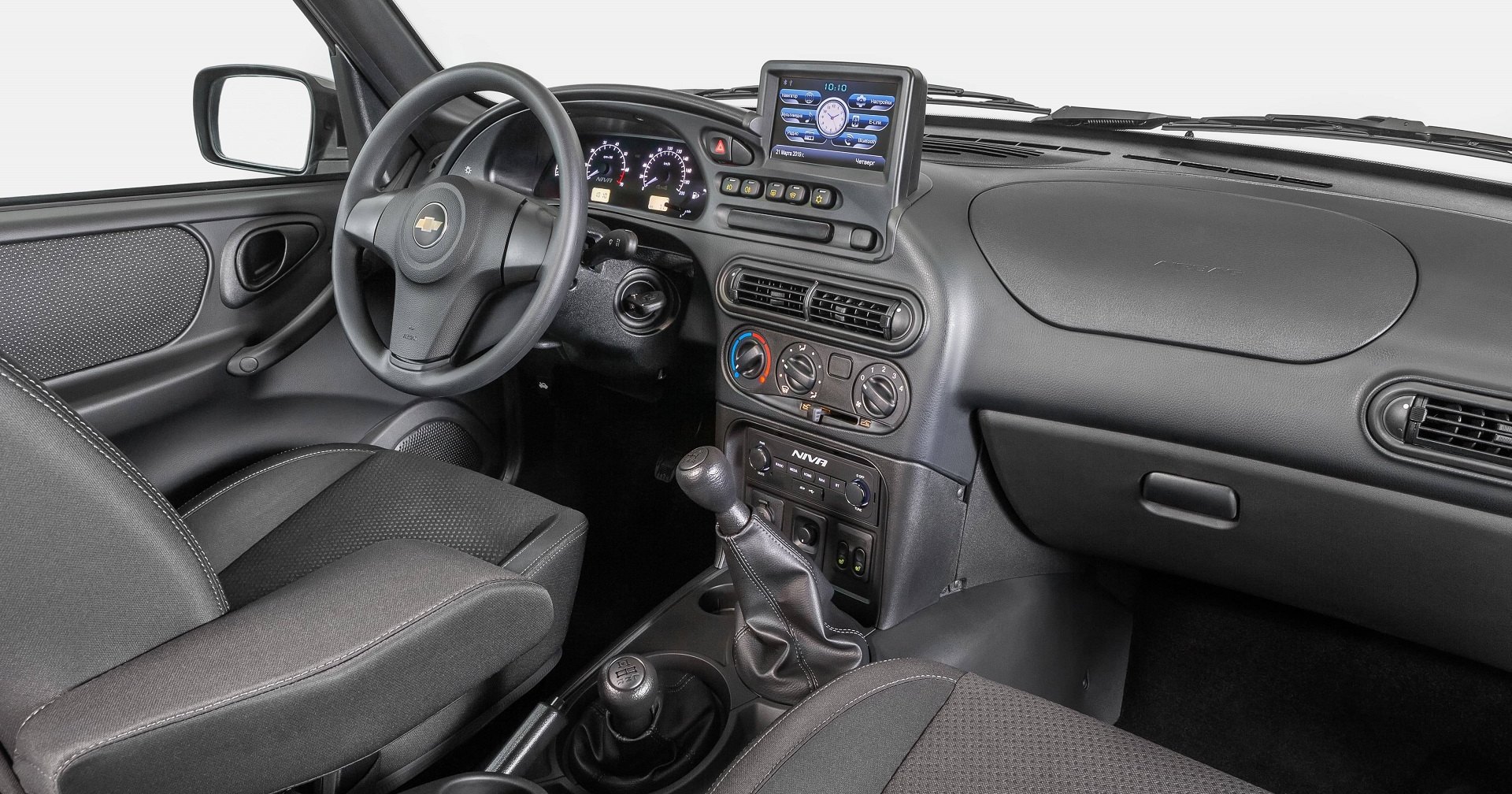 Chevrolet Niva получила мультимедийную систему