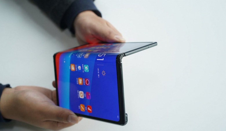 Вдвое меньше Huawei P30 Pro. Huawei выпустит крошечный складной смартфон - 1 Вдвое меньше Huawei P30 Pro. Huawei выпустит крошечный складной смартфон