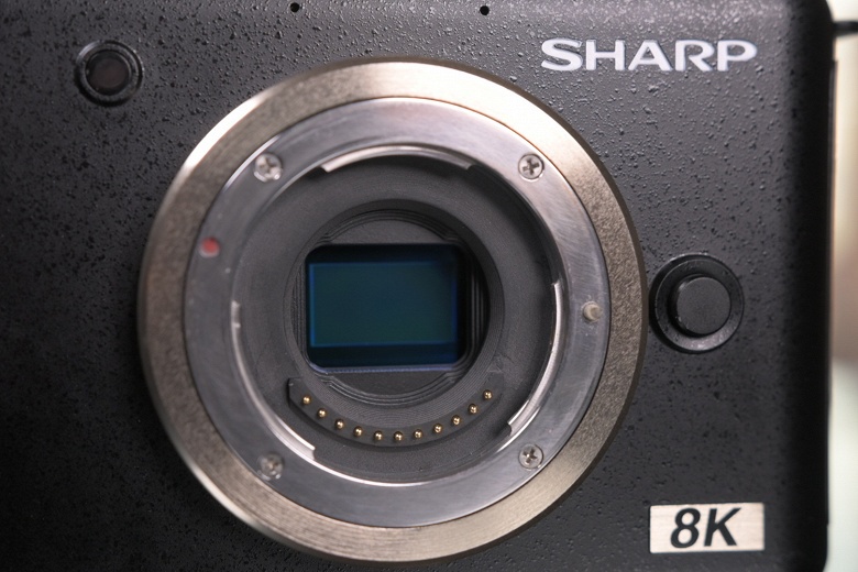 Sharp показала и рассказала о камере системы Micro Four Thirds, записывающей видео 8К