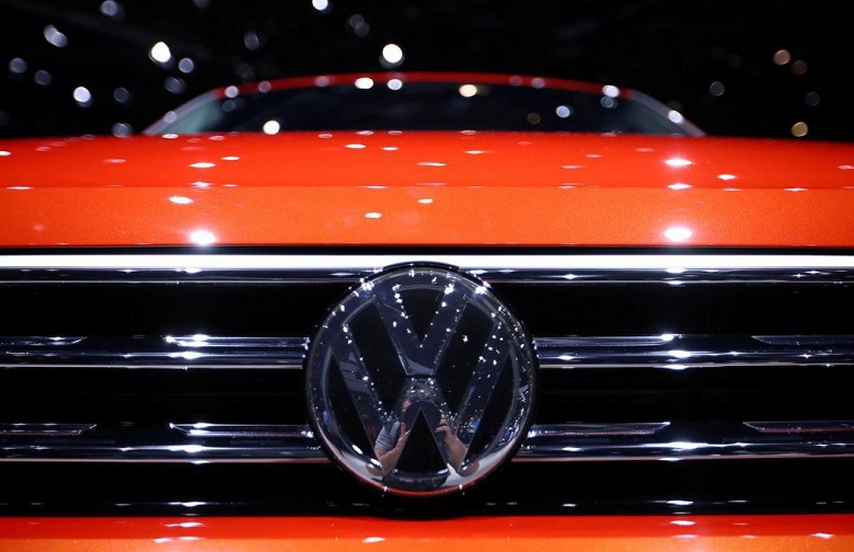 Volkswagen подталкивает партнеров по выпуску аккумуляторов к строительству «гигафабрик» - 1 Volkswagen подталкивает партнеров по выпуску аккумуляторов к строительству «гигафабрик»