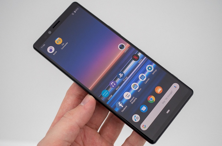 Представленный в феврале флагман Sony Xperia 1 с вытянутым дисплеем поступит в продажу 26 апреля