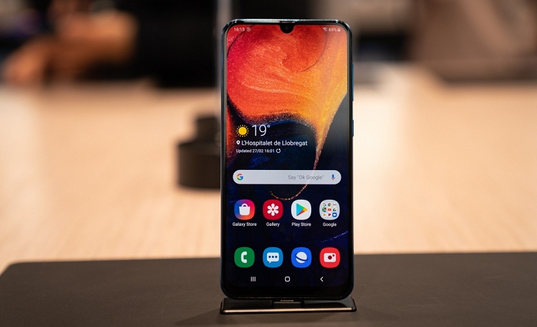 &laquo;Рекорд для любого бренда в отрасли&raquo;. За 40 дней в Индии Samsung продала 2 млн смартфонов обновлённой линейки Galaxy A