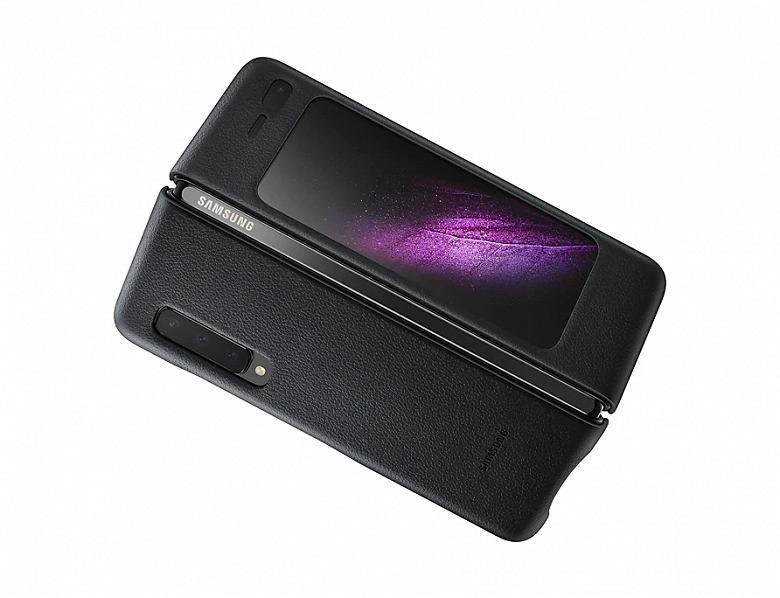 Стоит как одна шестая iPhone. Фирменный кожаный чехол для Samsung Galaxy Fold засветился в сети - 1 Стоит как одна шестая iPhone. Фирменный кожаный чехол для Samsung Galaxy Fold засветился в сети