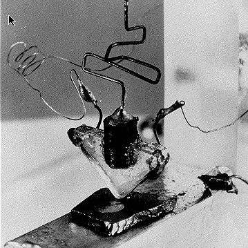 История транзистора, часть 2: из горнила войны - 11
