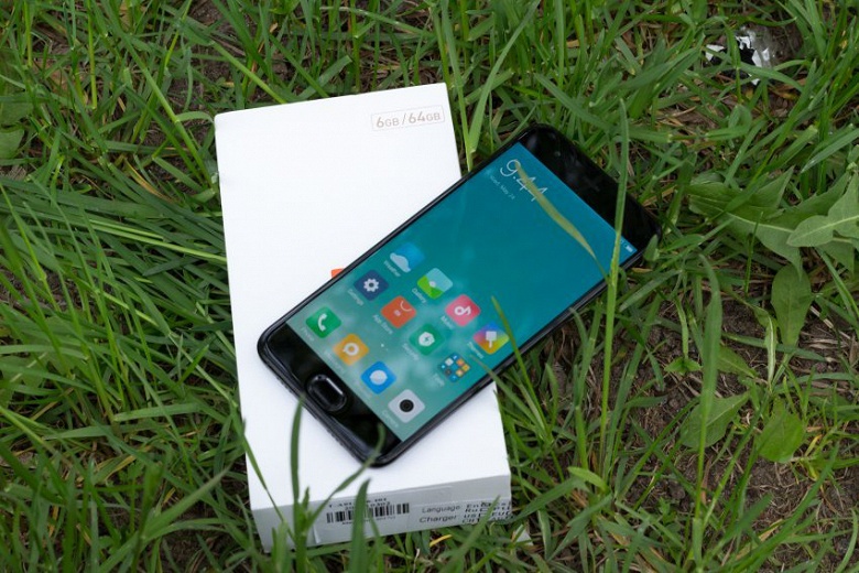 Позапрошлогодний флагман Xiaomi Mi 6 получил обновление MIUI 10 на Android 9.0 Pie