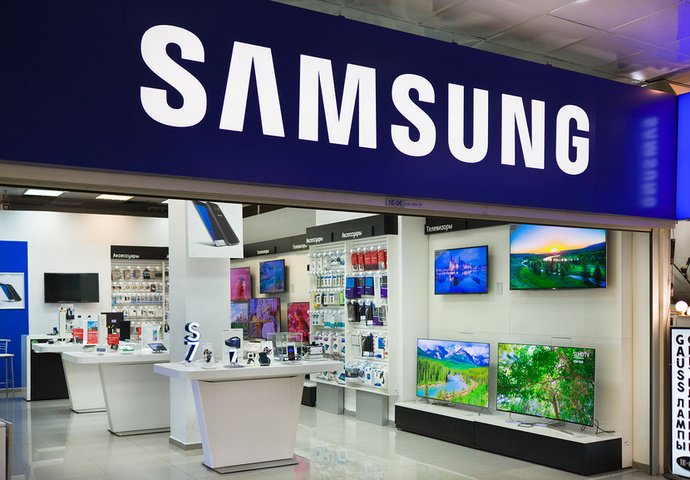 Виновна. Samsung не давала ритейлерам разгуляться с ценами на смартфоны и планшеты в России