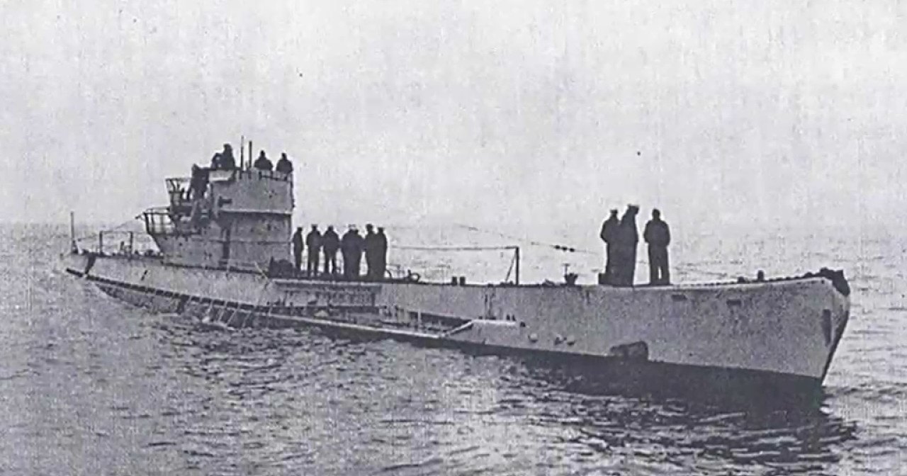 ФБР рассекретило документы о возможном бегстве Гитлера ФБР рассекретило документы о возможном бегстве Гитлера