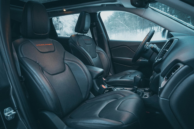 Следопыт: тест Jeep Cherokee Trailhawk