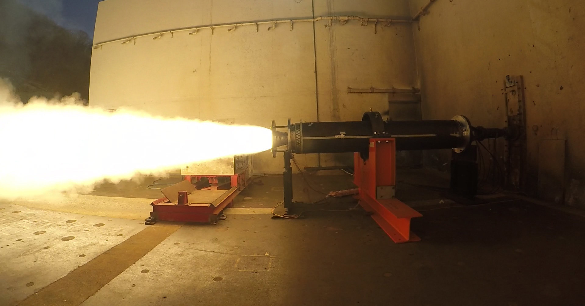Двигатель гиперзвуковой ракеты испытали на стенде