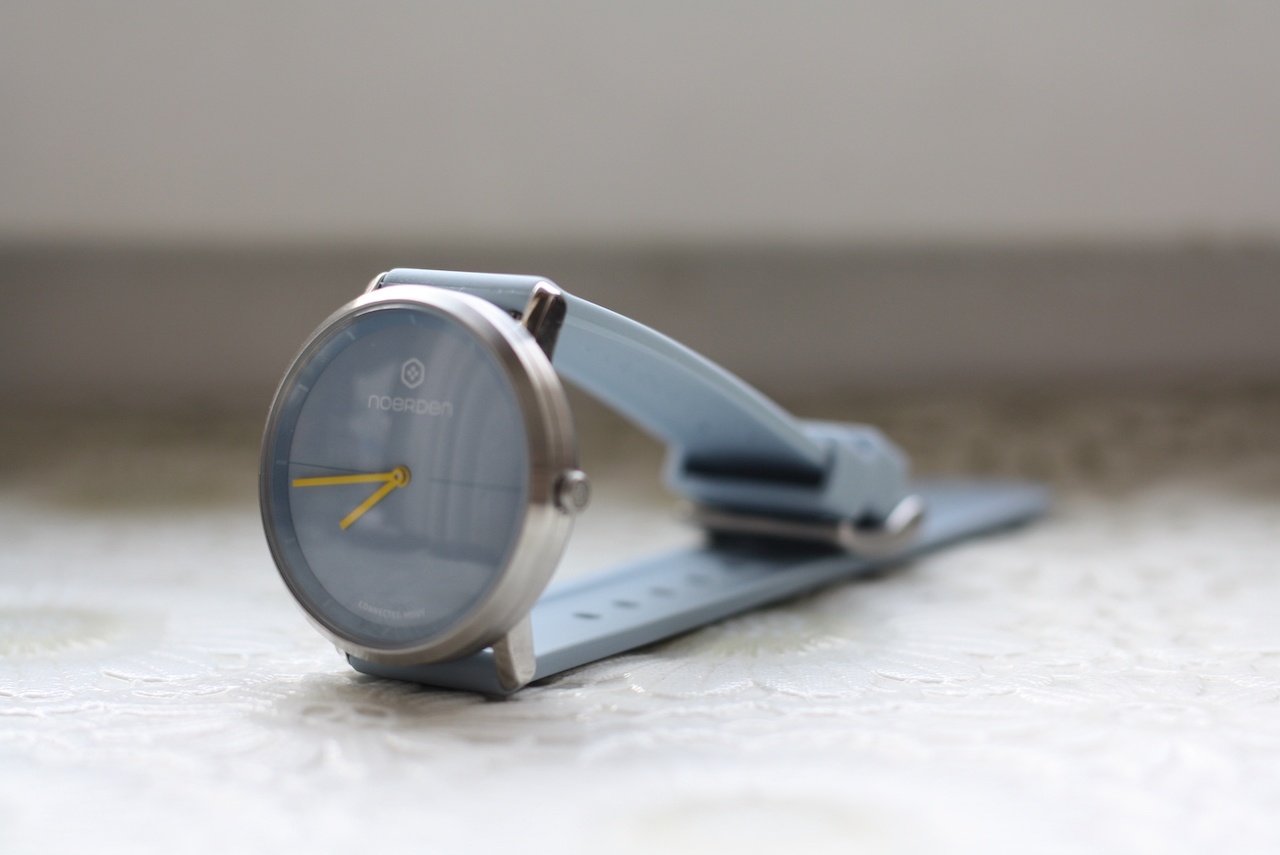 Noerden Life2 — аналоговые часы с «жестовым» управлением и «сенсорным» стеклом - 15 Noerden Life2 — аналоговые часы с «жестовым» управлением и «сенсорным» стеклом - 15