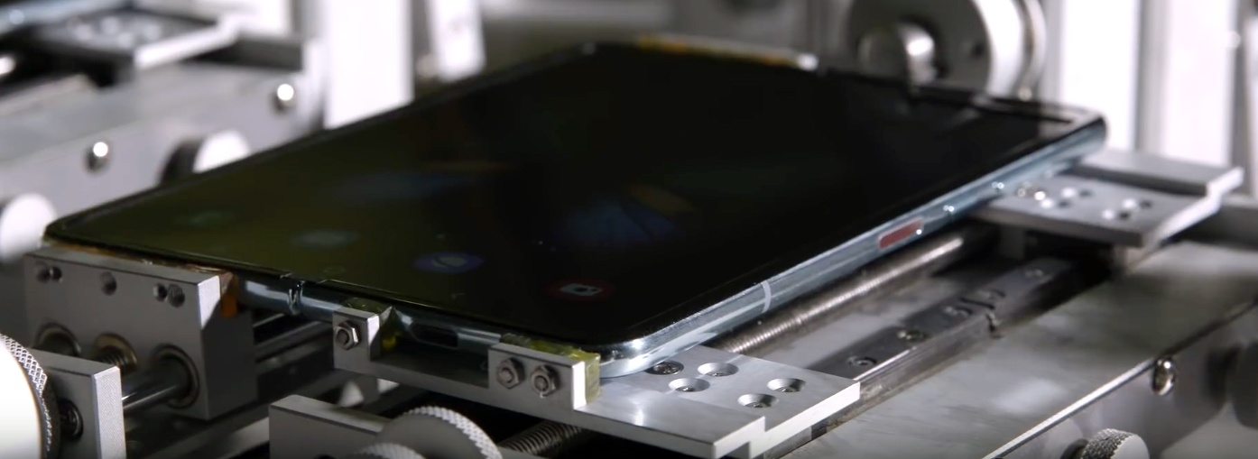 Samsung заставила iFixit удалить статью с разбором Galaxy Fold - 3