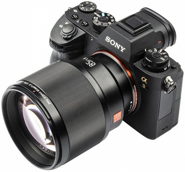 Объектив Viltrox PFU RBMH 85mm f/1.8 STM с креплением Sony E оценен в 379 долларов