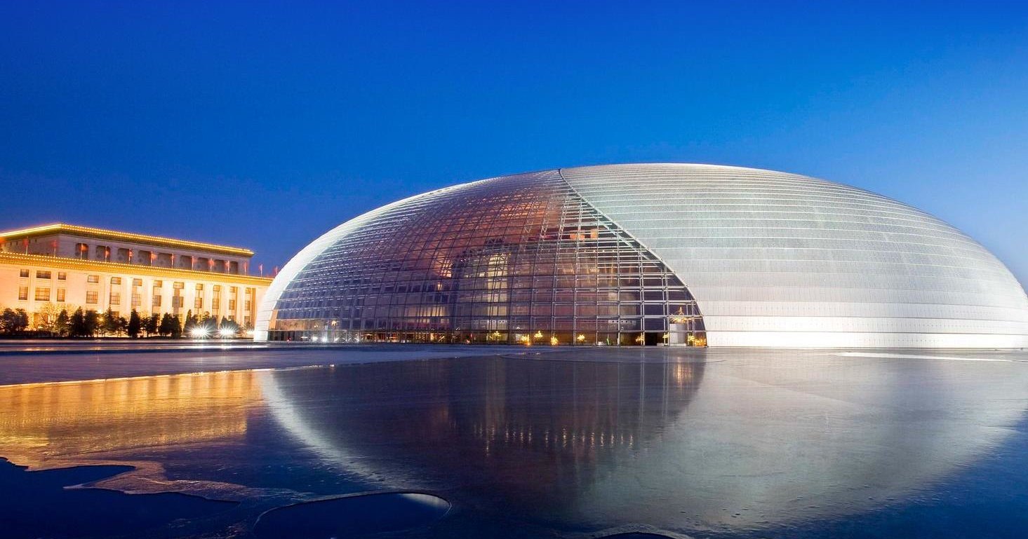 Стеклянный кирпич: архитектура наших дней Стеклянный кирпич: архитектура наших дней