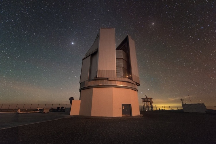 Обзорный телескоп ESO VST помогает в создании самой точной в истории звёздной карты