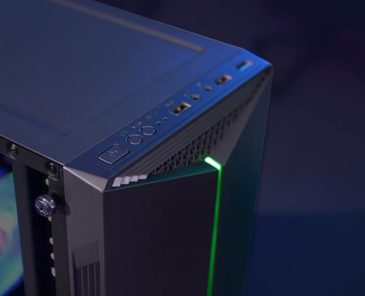 Закалённое стекло или акриловая панель: корпус Aerocool Split вышел в двух версиях