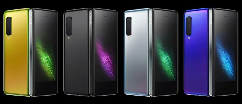 Гибкий смартфон Samsung Galaxy Fold задержится до второй половины 2019 года