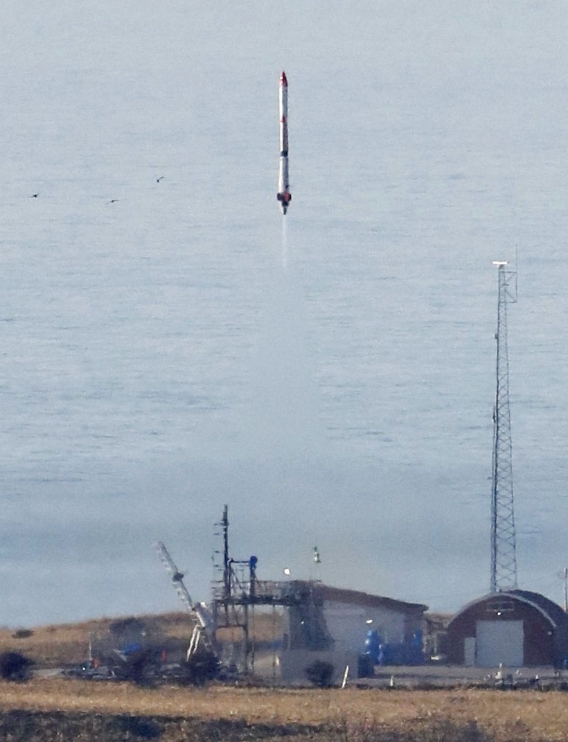 Момо-3 — первая частная ракета в Японии, достигшая космоса